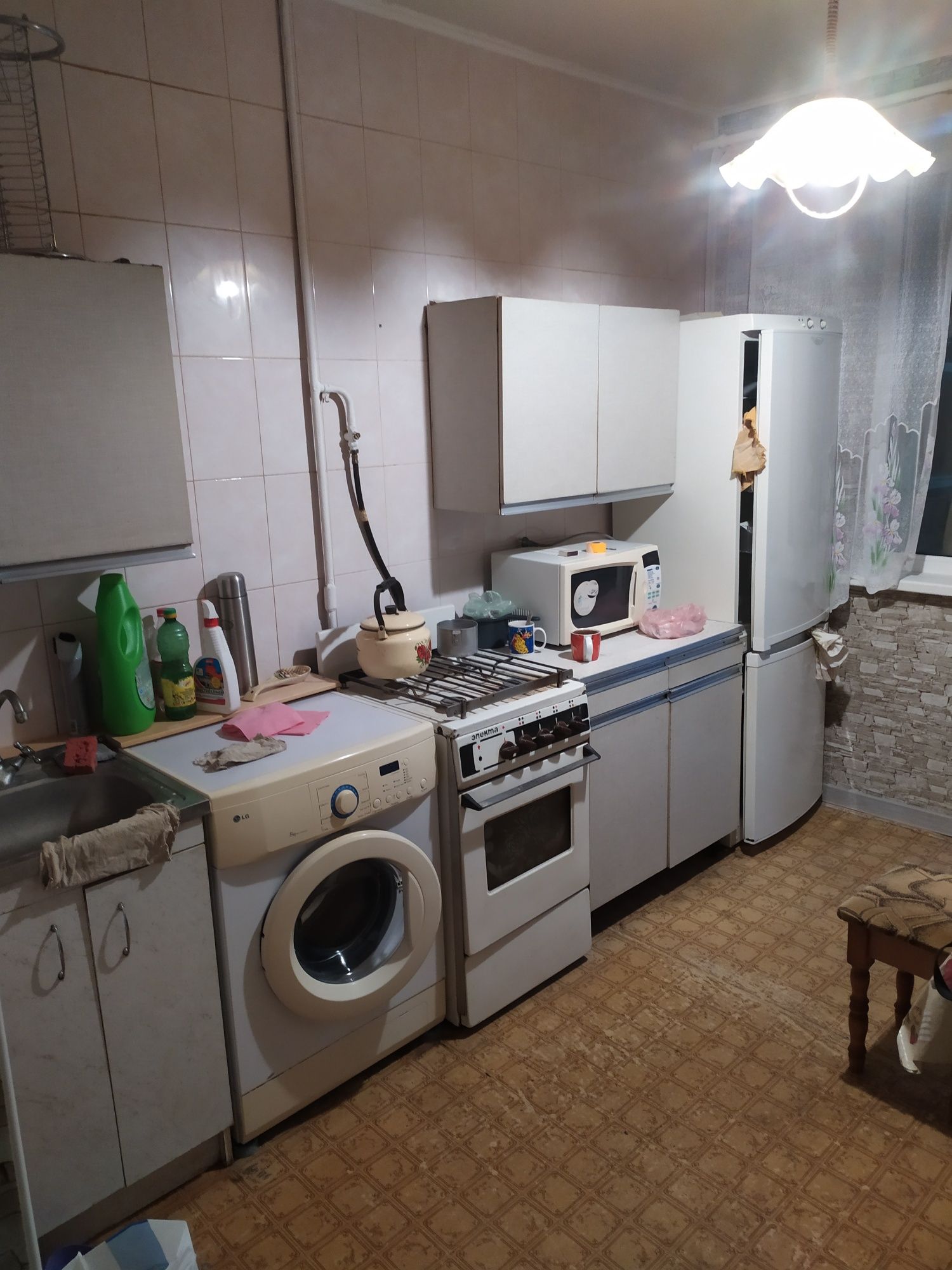 Сдам 2 ком. Салтівка,вул.Світла біля ЦНАП салтівський